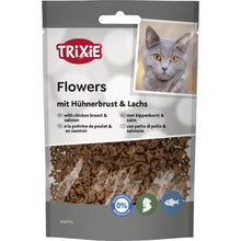 Trixie Flowers with chicken breast and salmon Cat Treat